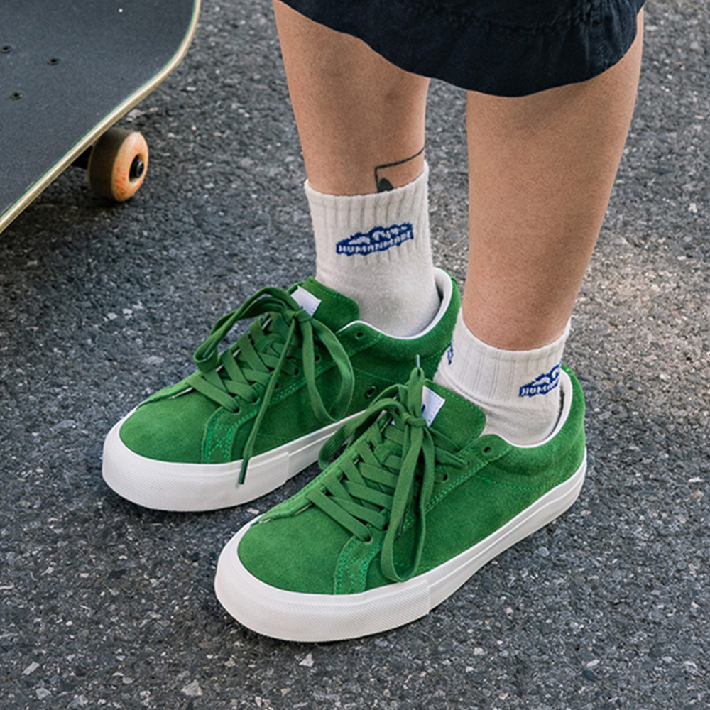 TOS Green low-top suede leather