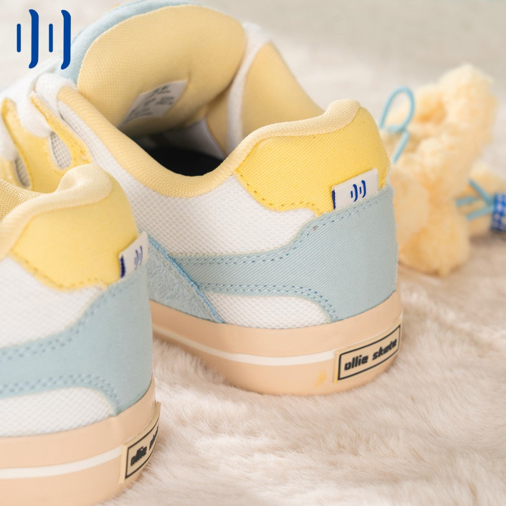 BAKE Aprikosenfarbene Low-Top-Schuhe mit Schleife