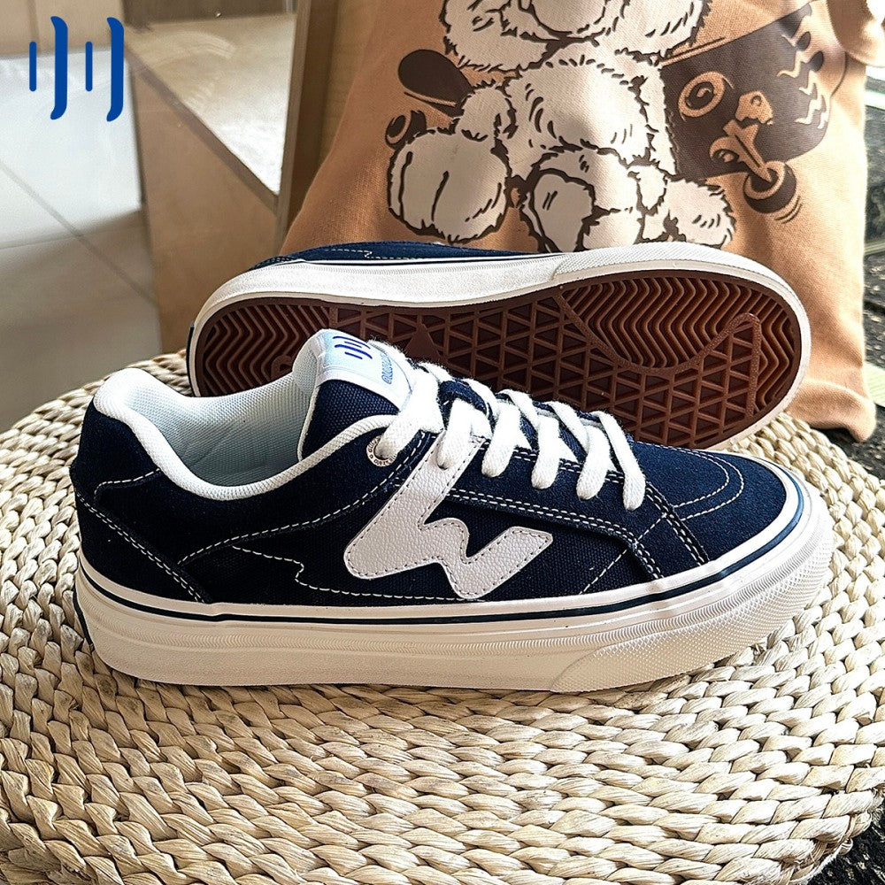 OLLIE navy blue low top shoes