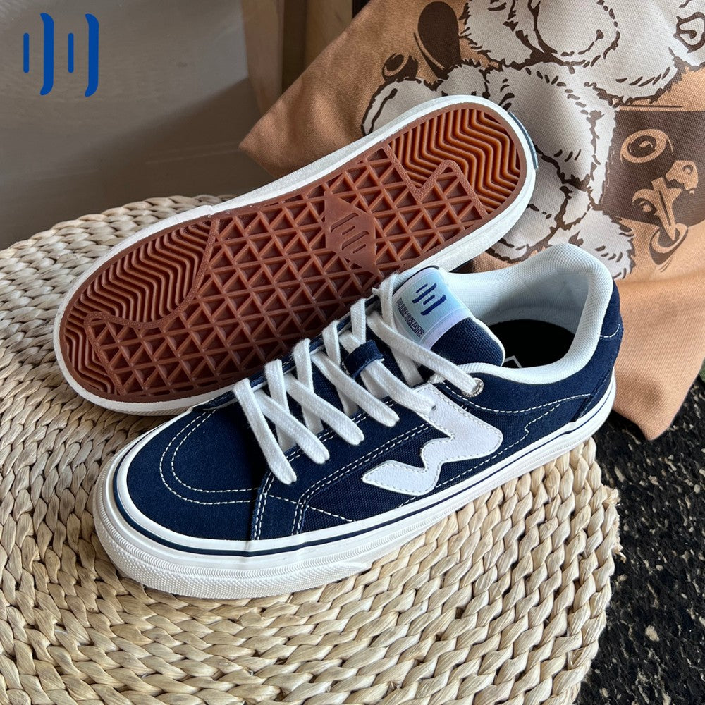 OLLIE navy blue low top shoes