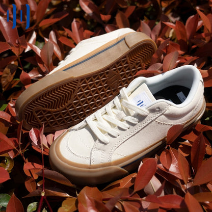 PILOTCAP Beige Low-Top-Wildleder 