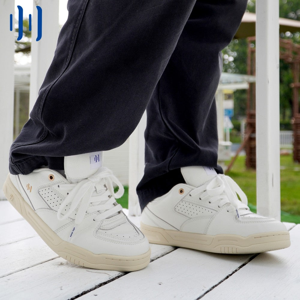 BOLIII weißes Vintage Low-Top-Rindsleder 
