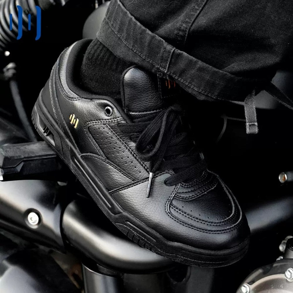 BOLIII Schwarzes Vintage Low-Top-Rindsleder 