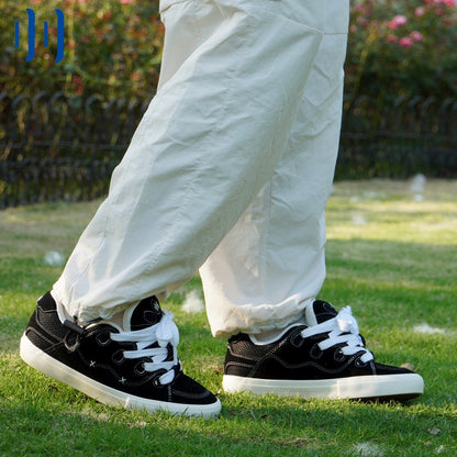 Chaussures de skate décontractées noires Ollieskate pour hommes avec tige en daim et cuir de vache 